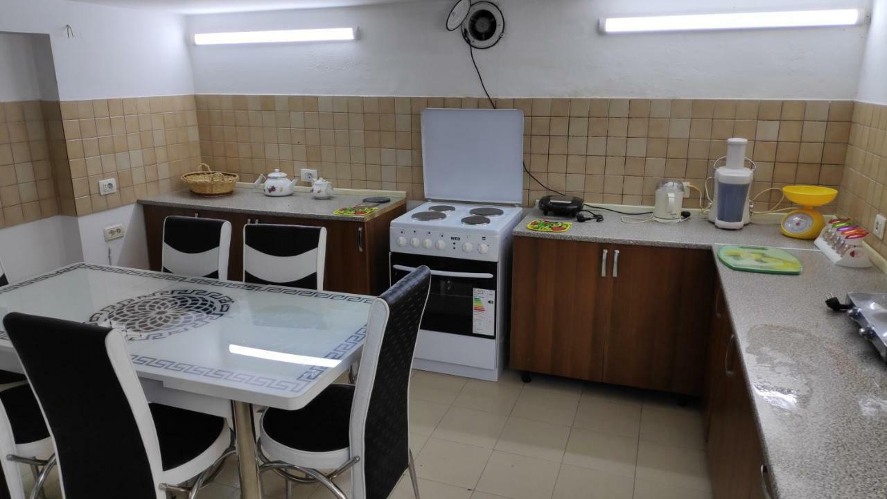 Tufina Hostel 티라나 외부 사진