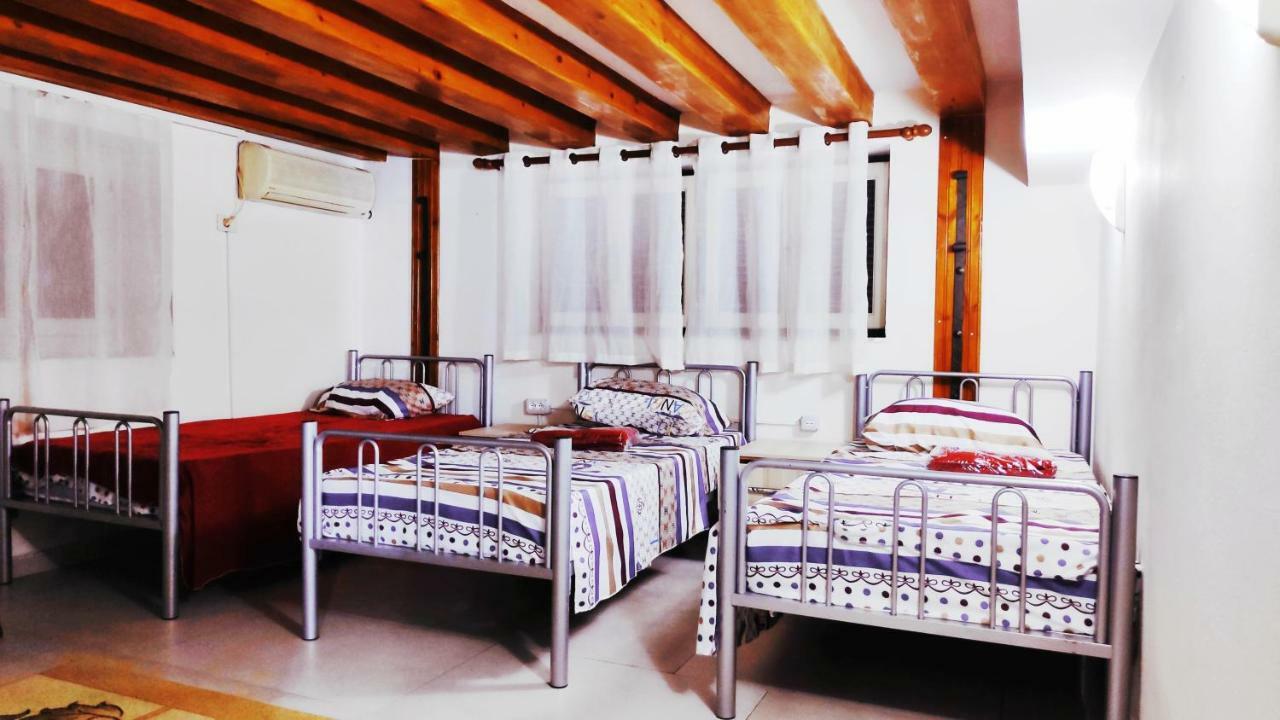 Tufina Hostel 티라나 외부 사진
